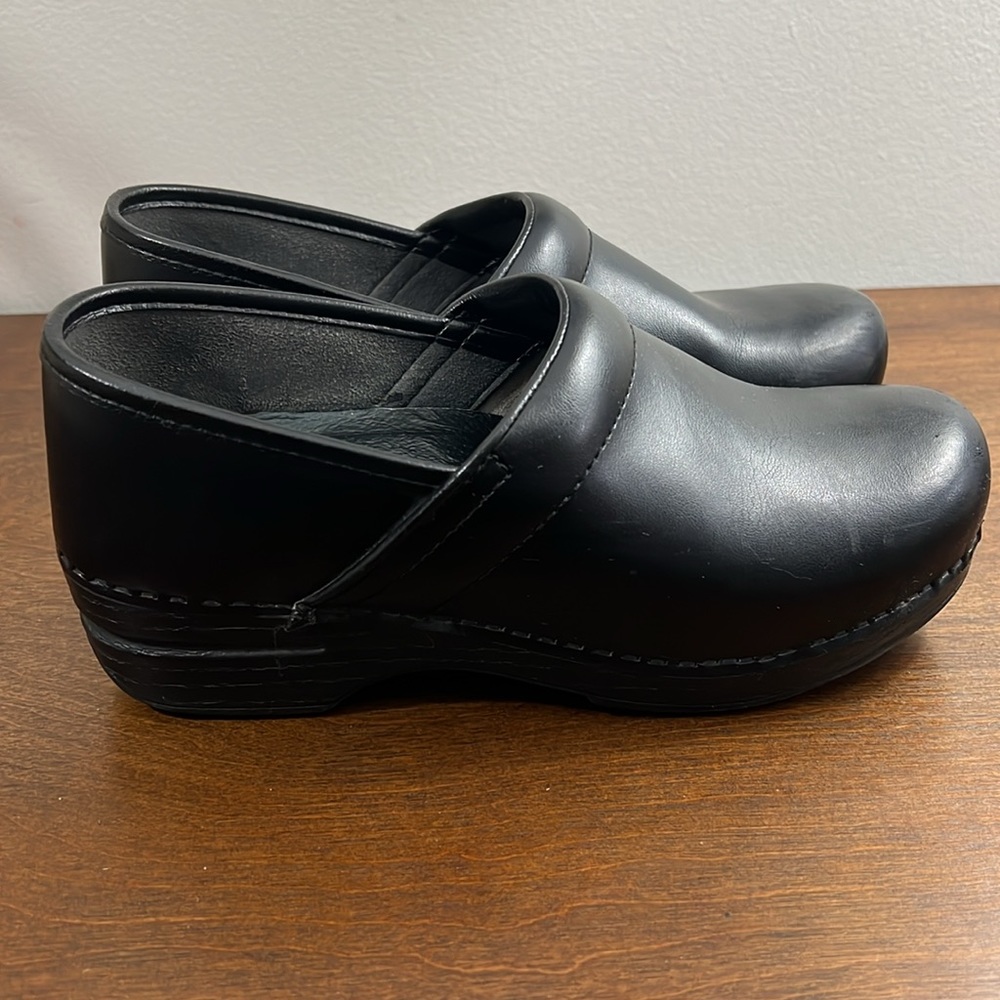 Dansko pro non-slip View 5